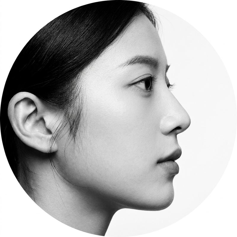 Harin, profile study in black and white